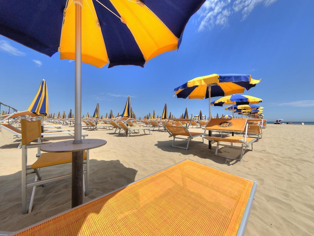 Hotel Excelsior Cervia Kültér fotó