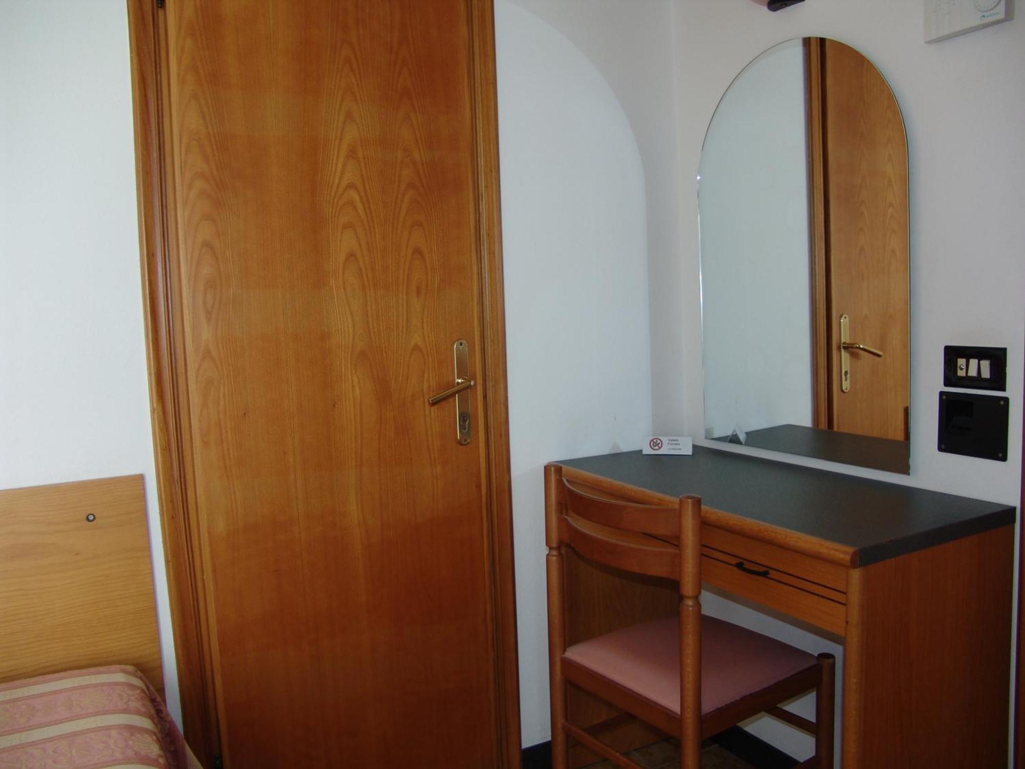 Hotel Excelsior Cervia Szoba fotó