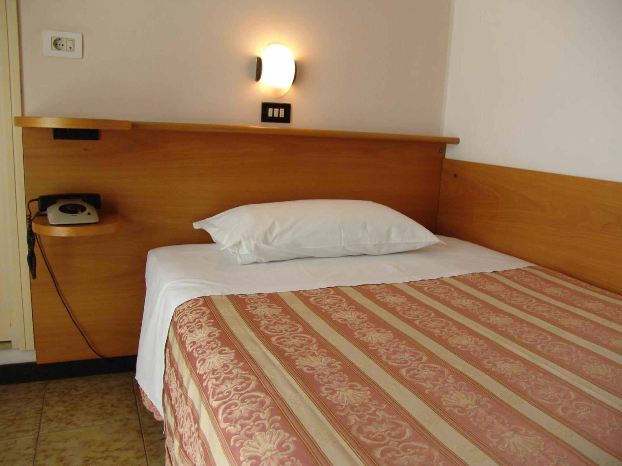 Hotel Excelsior Cervia Szoba fotó