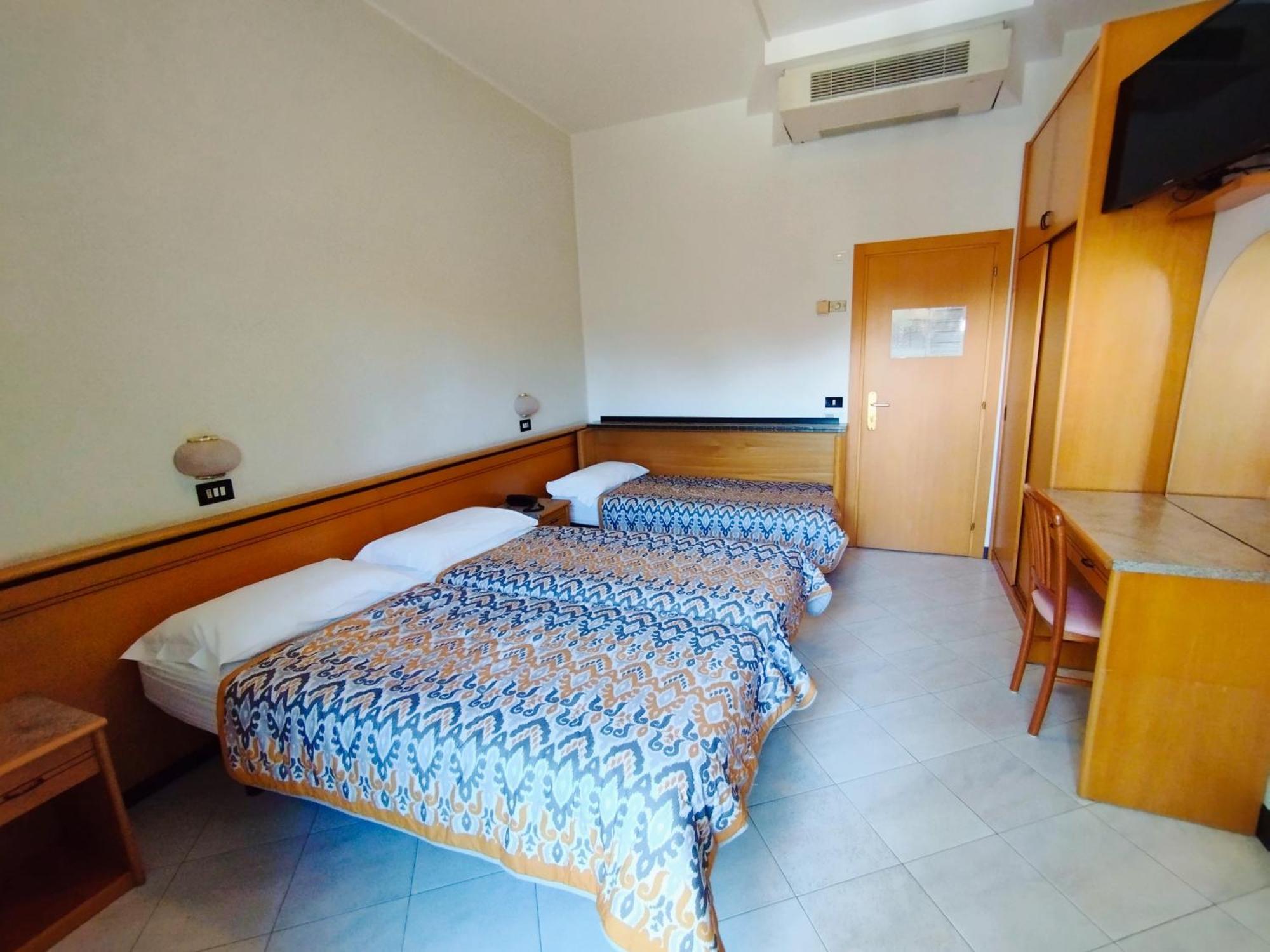 Hotel Excelsior Cervia Kültér fotó