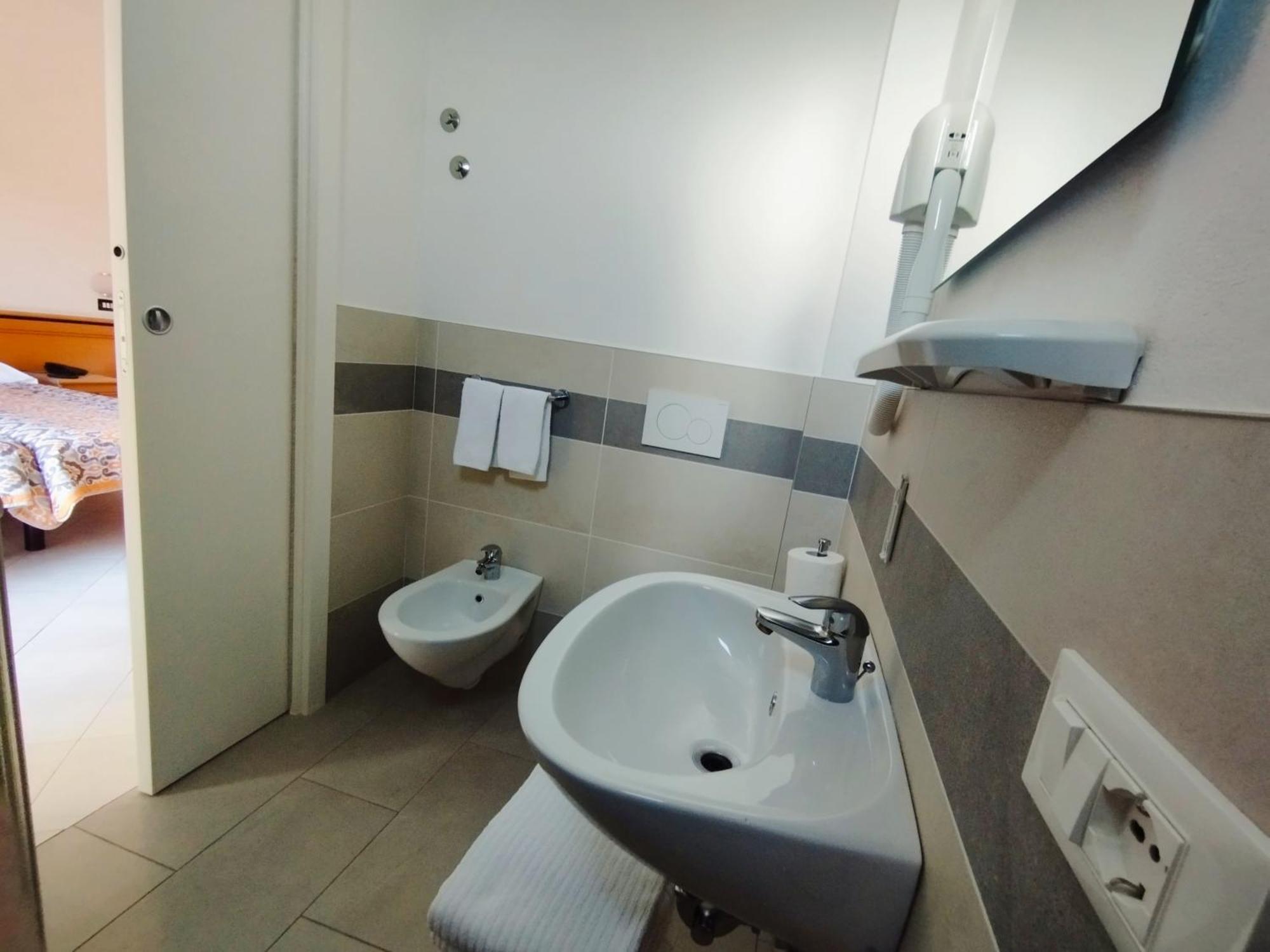 Hotel Excelsior Cervia Kültér fotó